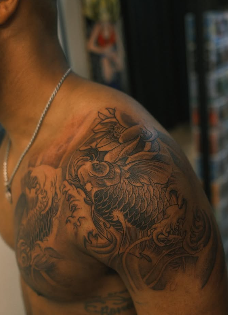 Shoulder koi phoenix